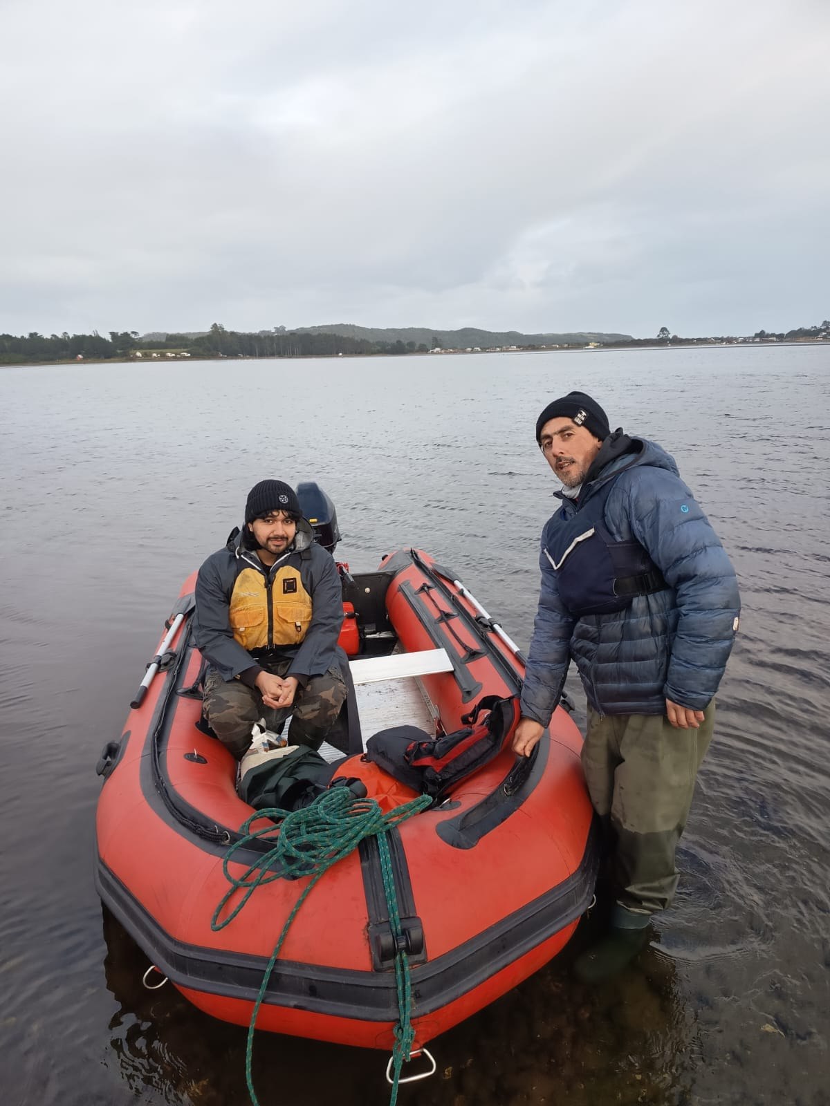 FCM supports research by a Universidad de Los Lagos Marine Biology student on the feeding ecology of the Chilean flamingo in Maullín